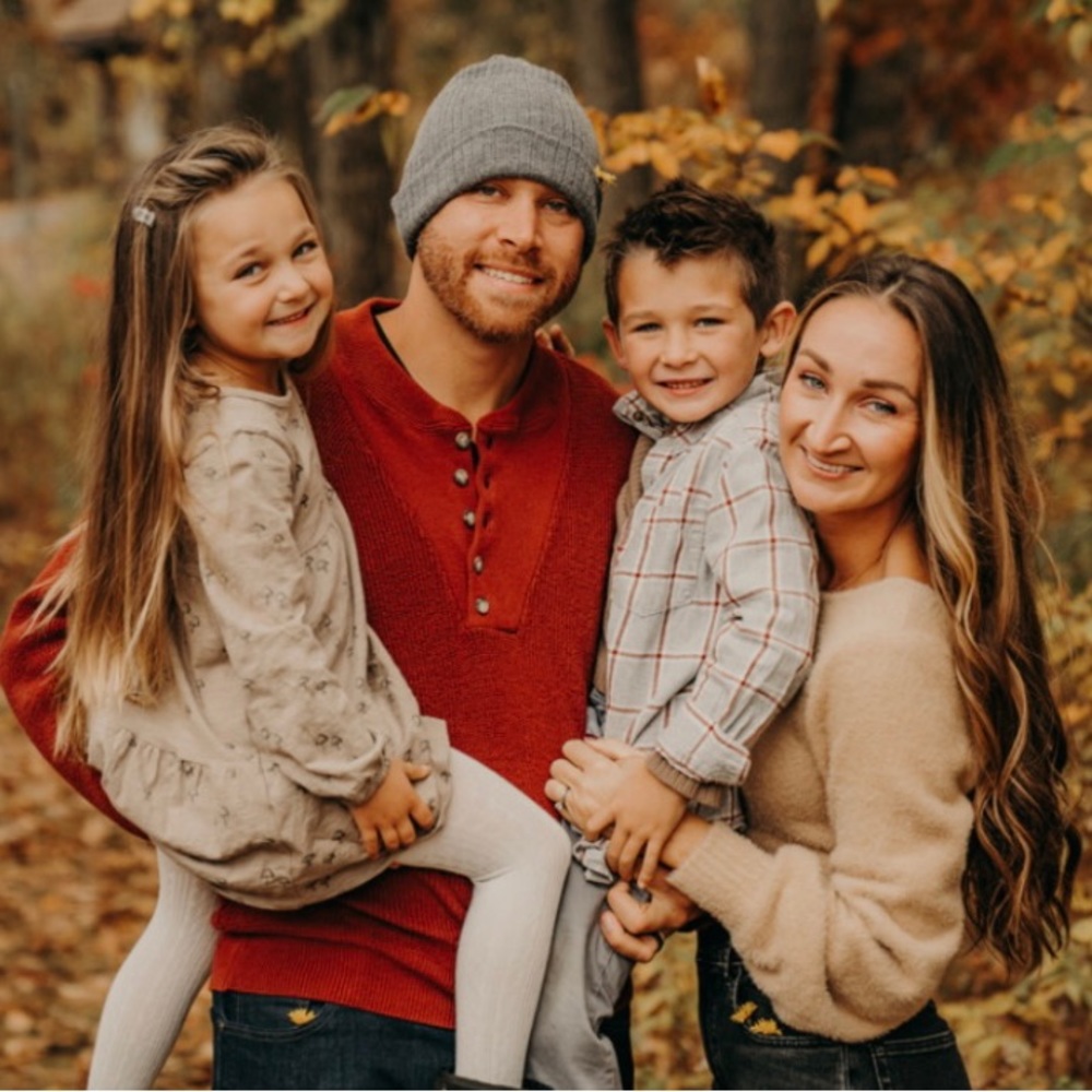 Meet your Posher, Monica